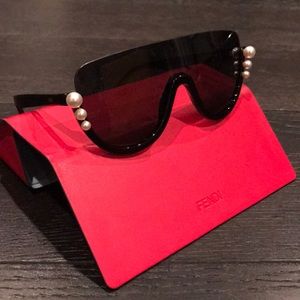 Fendi Sunglasses FF0296
